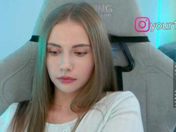 VikkiExtraCheese bongacams stream image