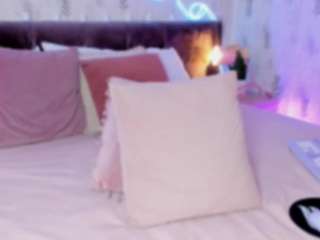 emyliesander camsoda stream image