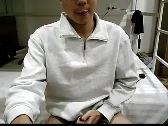 Gwencloudy stripchat stream image