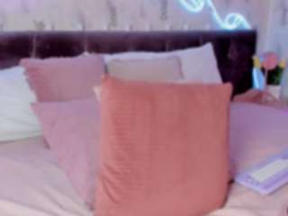 emyliesander camsoda stream image