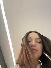 DollyTall stripchat stream image