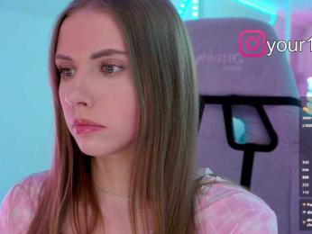 VikkiExtraCheese bongacams stream image