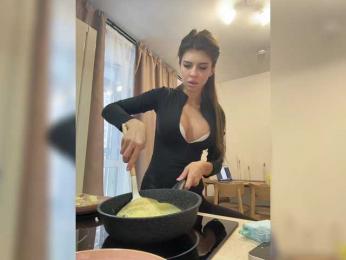 Roxysh bongacams stream image