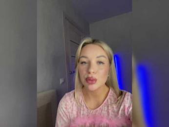 Mila-m bongacams stream image