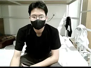 Gwencloudy stripchat stream image