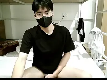 Gwencloudy stripchat stream image