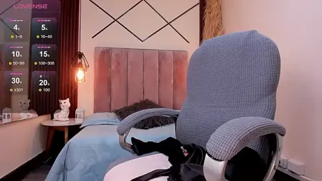 cami_rouxxx_ stripchat stream image