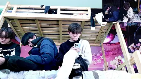 xiaohuangren01 stripchat stream image