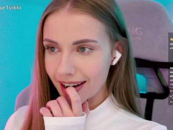VikkiExtraCheese bongacams stream image