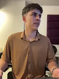 AdrianRinaldi stripchat stream image