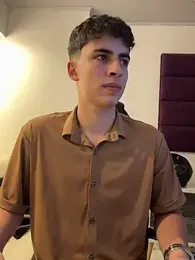 AdrianRinaldi stripchat stream image