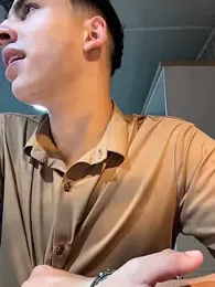 AdrianRinaldi stripchat stream image