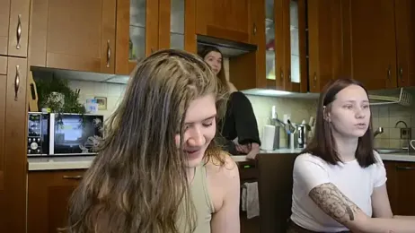 HotCaramellsTV stripchat stream image