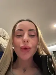 EmaSalis stripchat stream image