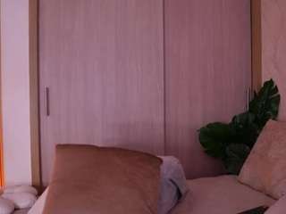 emilybell camsoda stream image