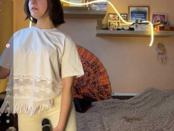 hermina-iloveyou bongacams stream image