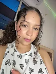 Shara_dreams stripchat stream image