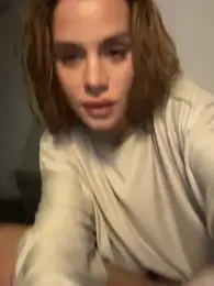 EmiliaCatalina stripchat stream image
