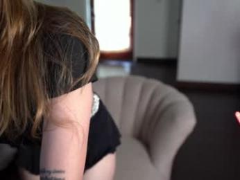 chloewildd chaturbate stream image