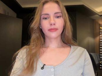 VikkiExtraCheese bongacams stream image