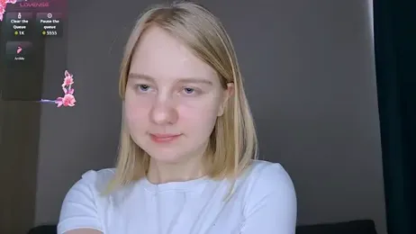 OdelinaFicken stripchat stream image