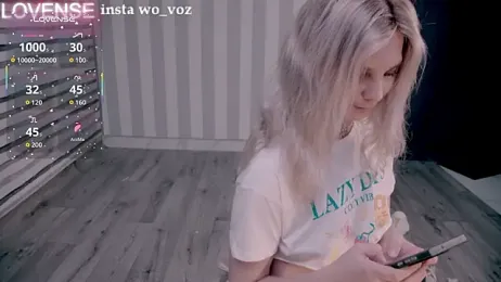 Careful_i_bite stripchat stream image