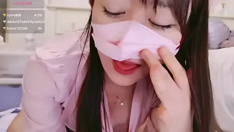 maii- stripchat stream image