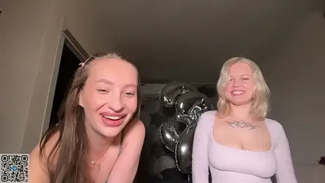 elloriah stripchat stream image