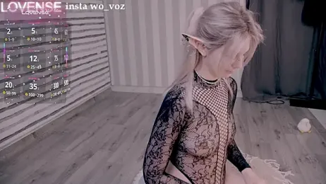 Careful_i_bite stripchat stream image