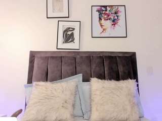 helen-moorex camsoda stream image