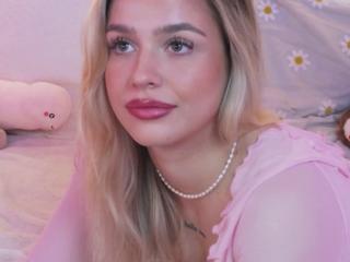 Maci Reynolds flirt4free stream image