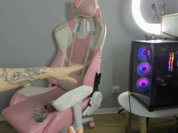 dolly-ll bongacams stream image
