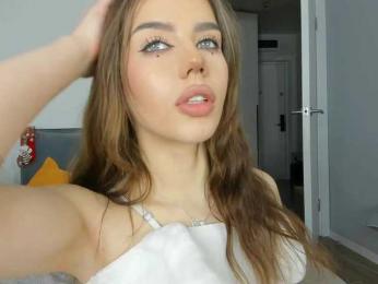 dolly-ll bongacams stream image