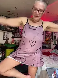TrenaAnne stripchat stream image