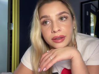 Maci Reynolds flirt4free stream image