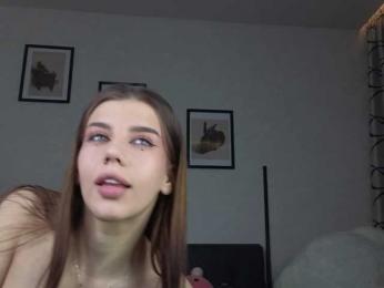 dolly-ll bongacams stream image