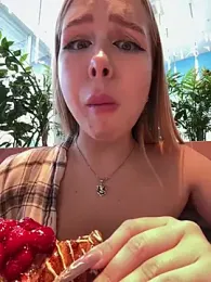 Liza_risky stripchat stream image