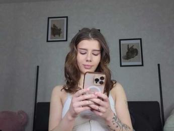 dolly-ll bongacams stream image