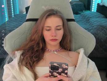 VikkiExtraCheese bongacams stream image