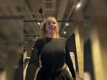 VikkiExtraCheese bongacams stream image