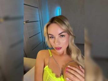 Mila-m bongacams stream image