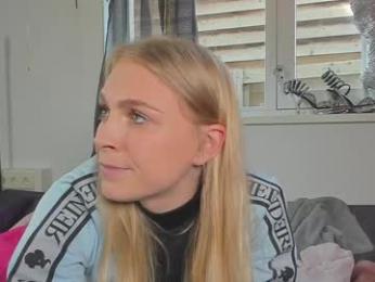 siswet19 chaturbate stream image