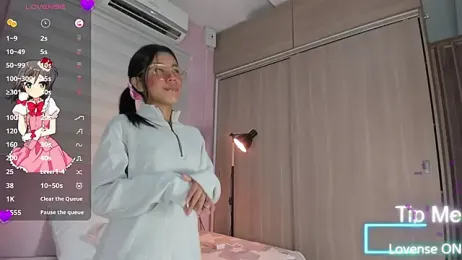 emily_sweett24 stripchat stream image