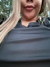 HaileyDiana stripchat stream image