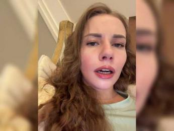 VikkiExtraCheese bongacams stream image