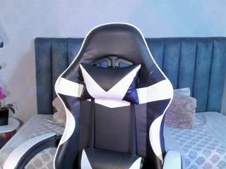 lenastyles camsoda stream image